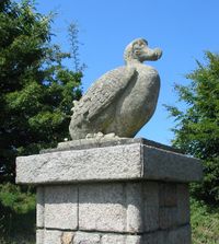 The dodo is the symbol of the trust and the zoo. Statues of dodos stand at the gateways of the zoo.