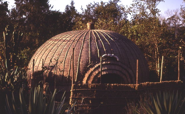 Image:Swaziland - Portable market hut in Mbabane.jpg