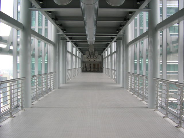 Image:SkyBridge.JPG