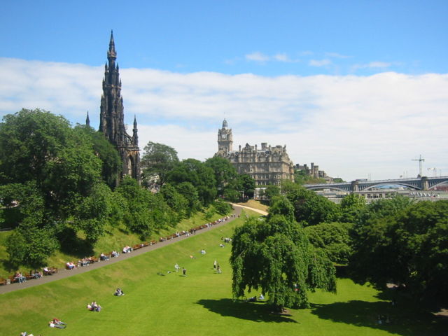 Image:Princes Street Gardens.jpg