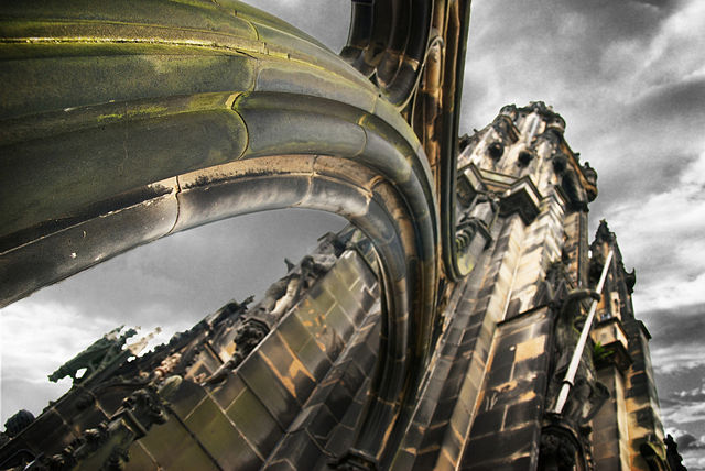 Image:Scott Monument Perspective.jpg