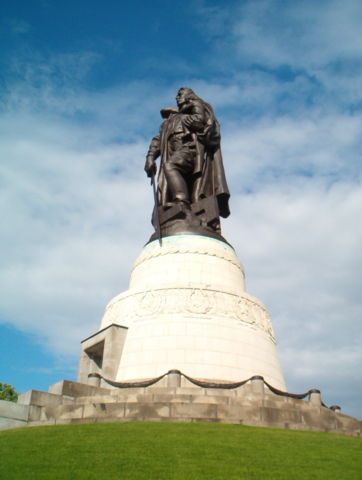 Image:Soviet War Memorial.JPG