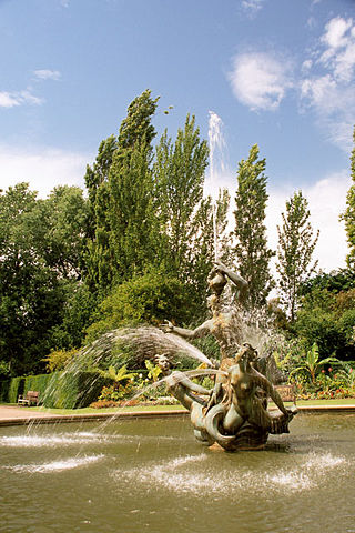 Image:Fountain, RegentsPark, London, UK 640.jpg