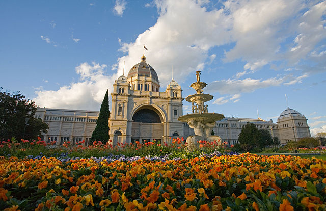 Image:Royal exhibition building tulips.jpg