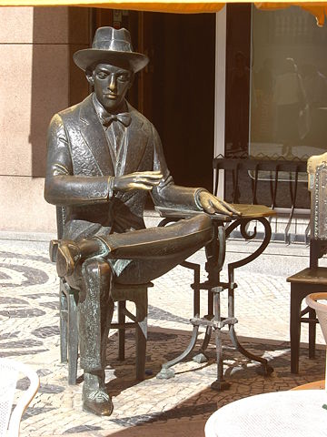 Image:Lisboa-Pessoa-A Brasileira-1.jpg