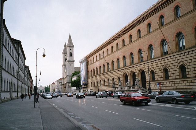 Image:Ludwigstraße, München.jpg