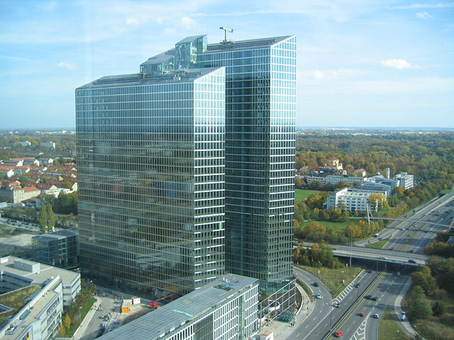 Image:Munich, Highlight Towers.jpg