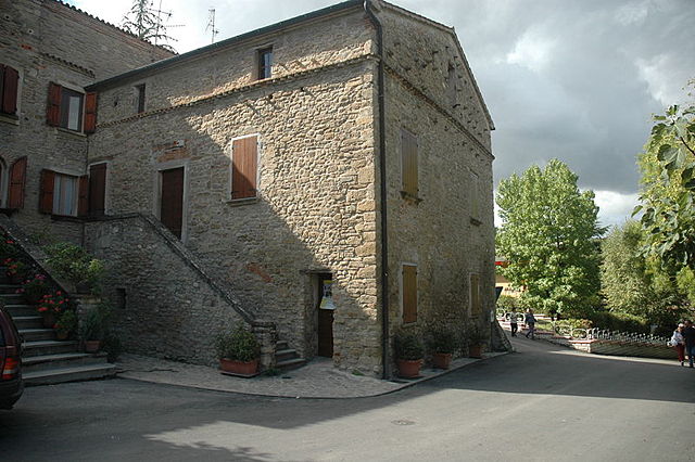 Image:Casa Natale Benito Mussolini.jpg