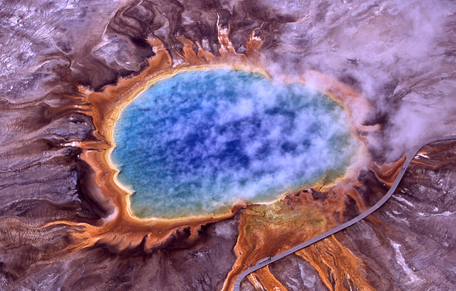 Image:Grand prismatic spring.jpg