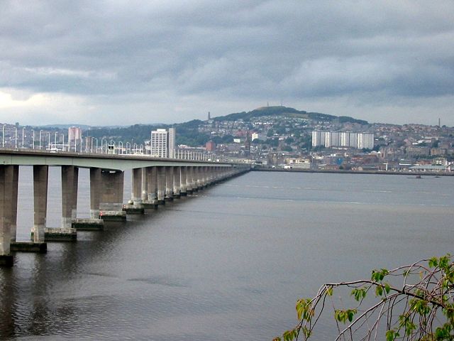 Image:DundeeOverBridge.JPG