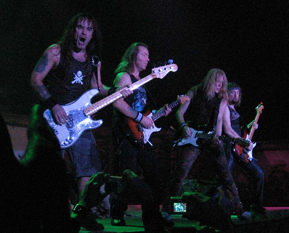 Image:Iron Maiden - bass and guitars 30nov2006.jpg