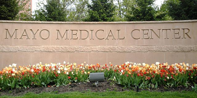 Image:MayoMedicalCentersign2006-05-14.JPG