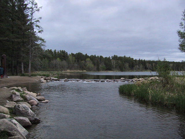 Image:Lake Itasca Mississippi Source.jpg