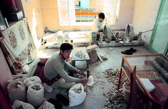 Image:Cutting and grinding turquoise in Meshed, Iran. 1973.jpg