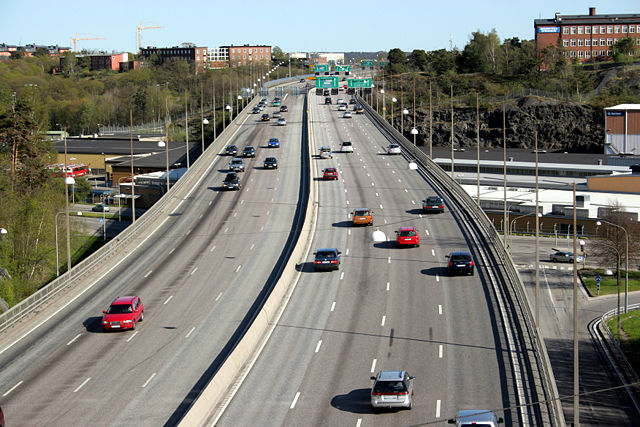 Image:Essingeleden southbound at Nyboda.jpg