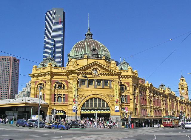 Image:Melbourne Flinders St. Station.jpg