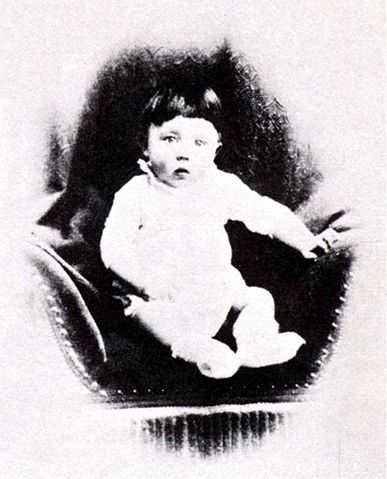 Image:Baby-hitler.jpg