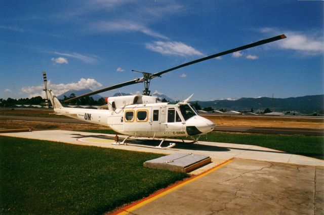 Image:Bell212C-GRNR.JPG