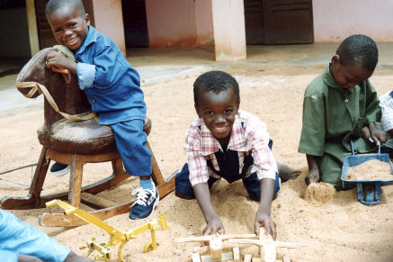 Children playing in the SOS Children's Village Sanankoroba